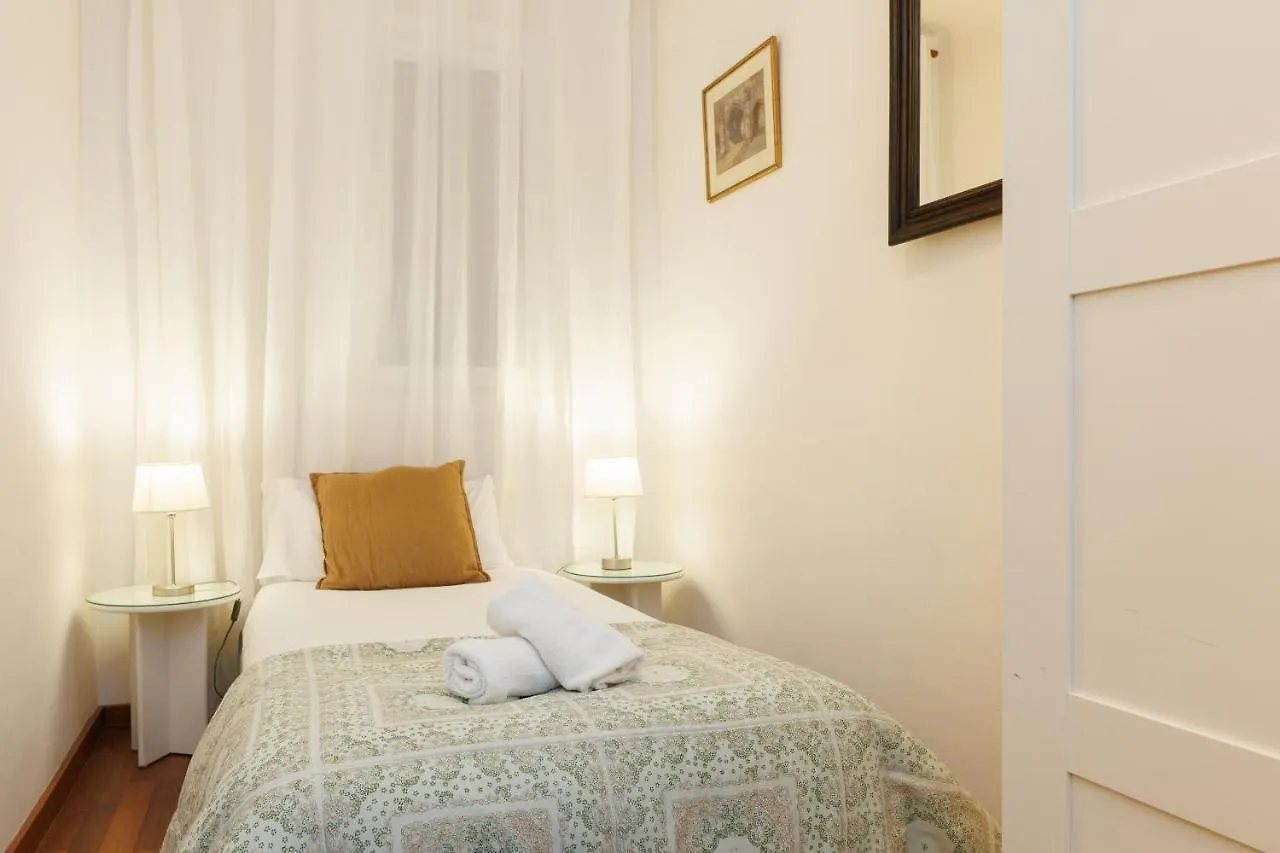Housalia Gracia 2 Barcelona Spain