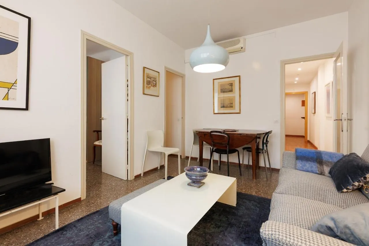 Housalia Gracia 2 Barcelona Spain
